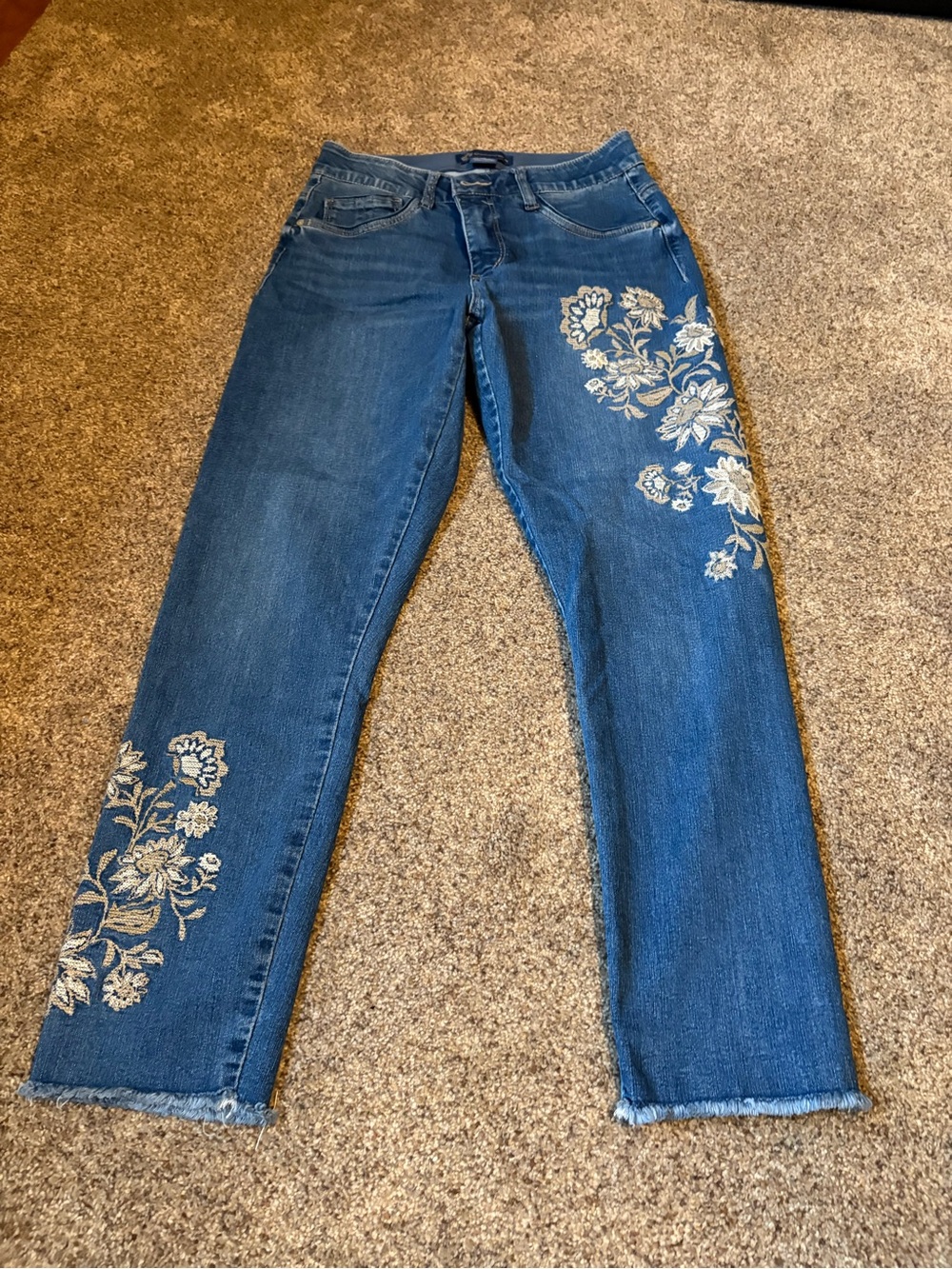 Democracy Blue Straight-Leg Jeans with White Floral Embroidery
